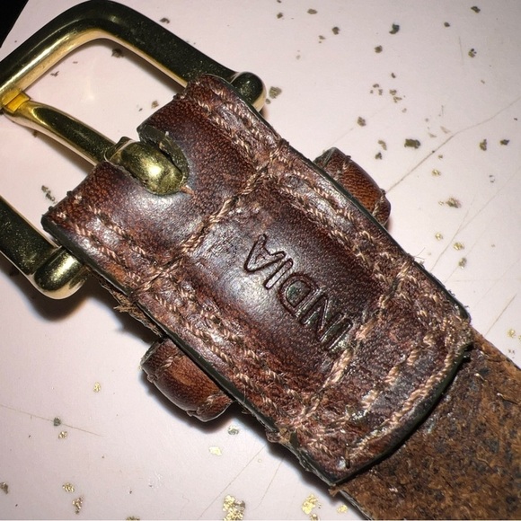 Dexter Distressed Brown Leather Men’s Belt - Picture 5 of 5